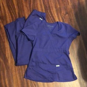 Grey’s anatomy scrub set Xs